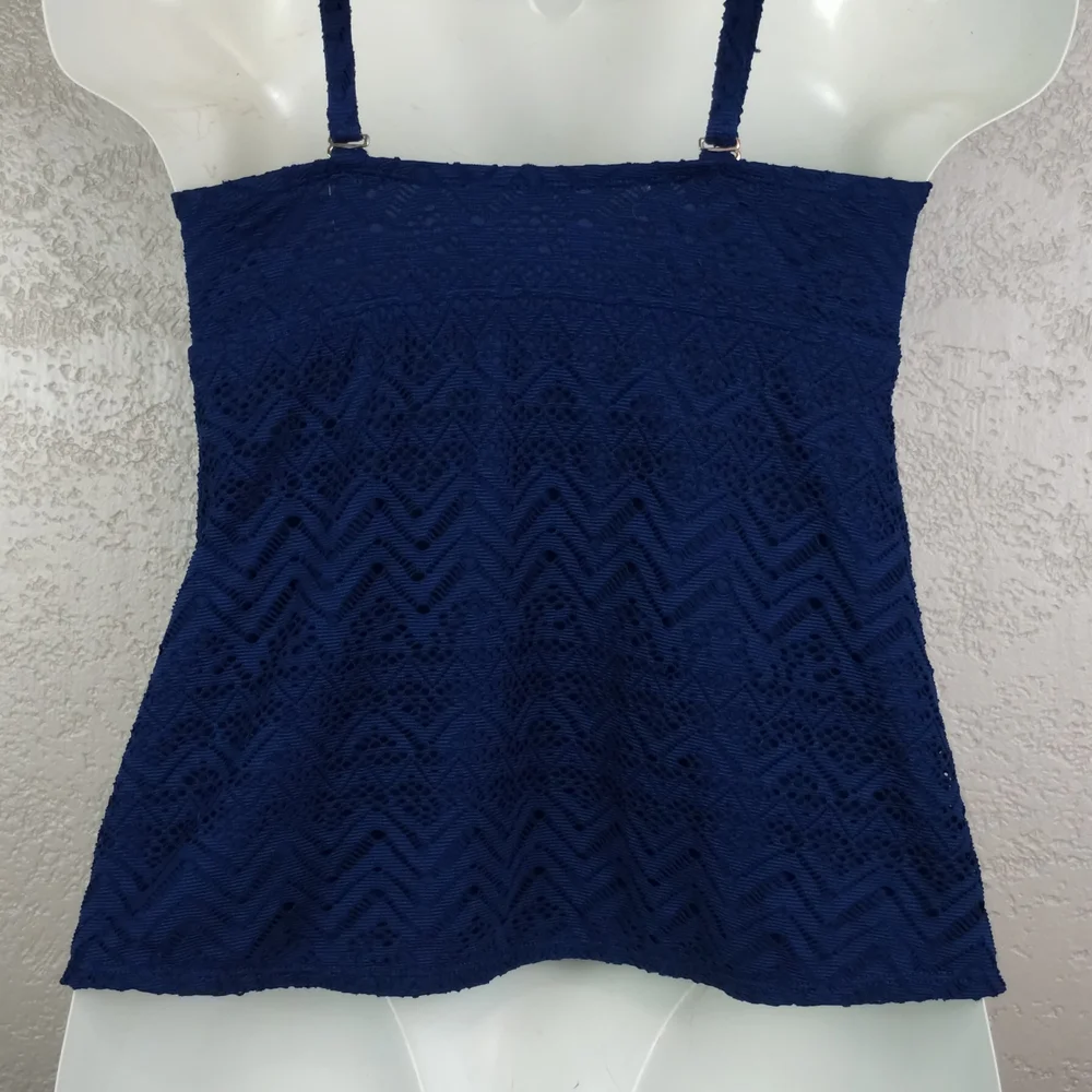 Catalina Women's Solid Crochet Bandini Swim Top Size   M ‎ 8/10